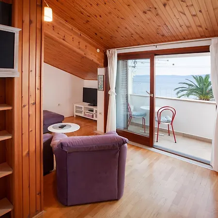 Denis Vela Apartment Podgora